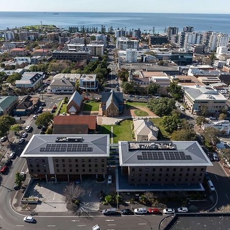 Hotel Totto Wollongong Esterno foto